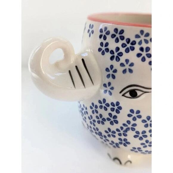 🐘 Yokohama Studio Japan Ceramic & Enamel Blue Floral Elephant Mug (4 Available) - Picture 5 of 11